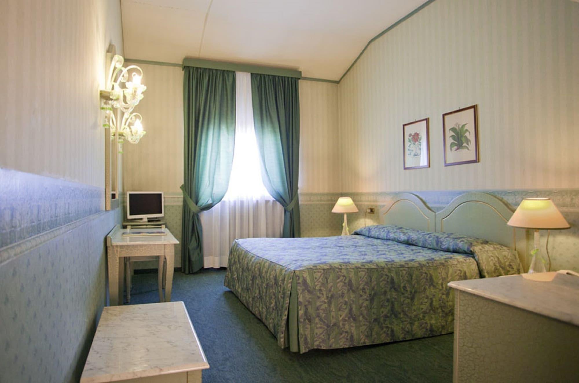 Hotel Bentivoglio Residenza D'Epoca מראה חיצוני תמונה